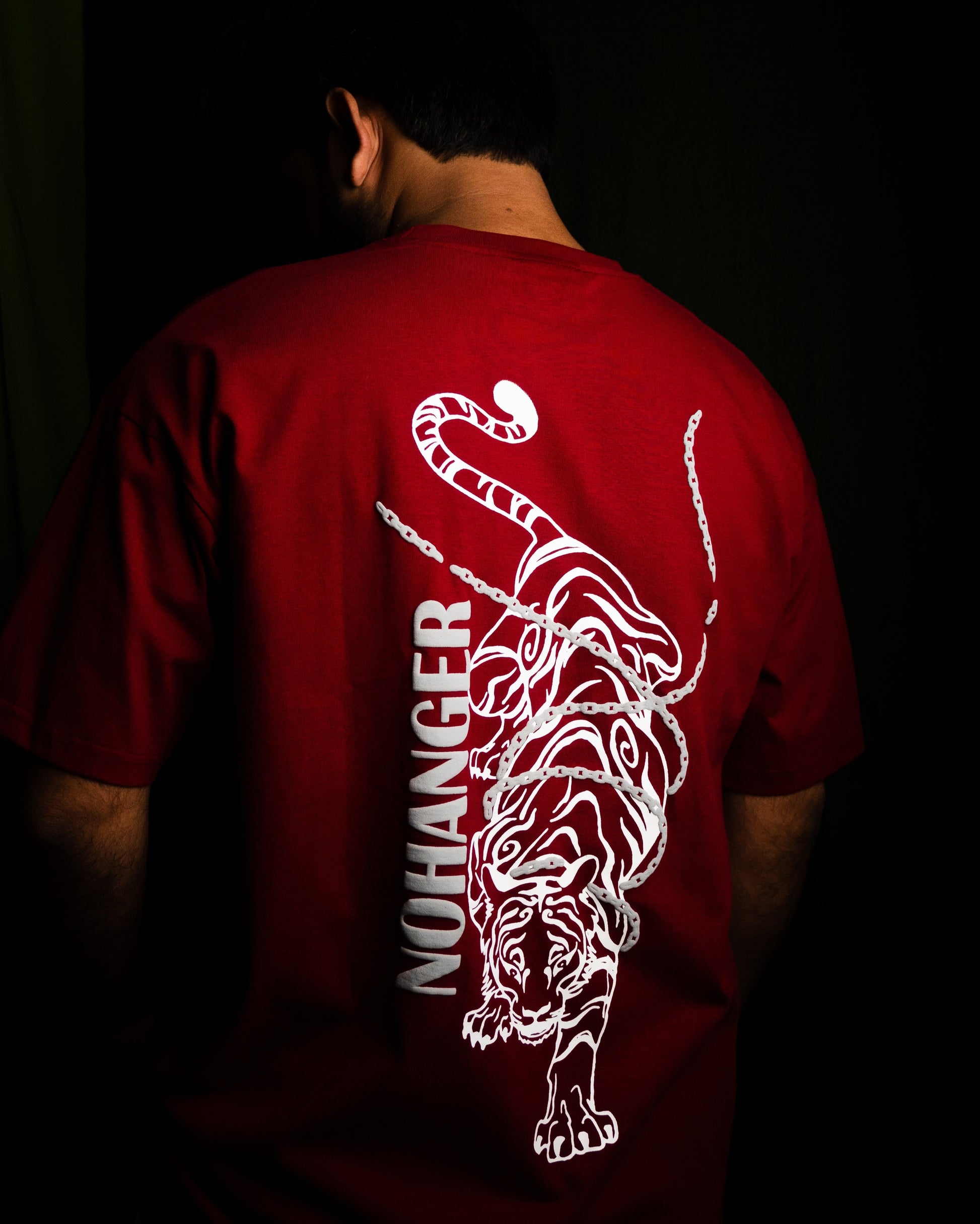 Silent Roar T-SHIRT